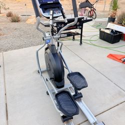Spirit XE795 Elliptical