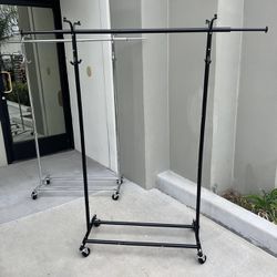 New $25 Each Expandable Garment Clothing Dress Hanging Rack With Locking Wheels Chrome Or Black Finished 