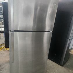 REFRIGERATOR WHILPPOL TOP BOTTOM 