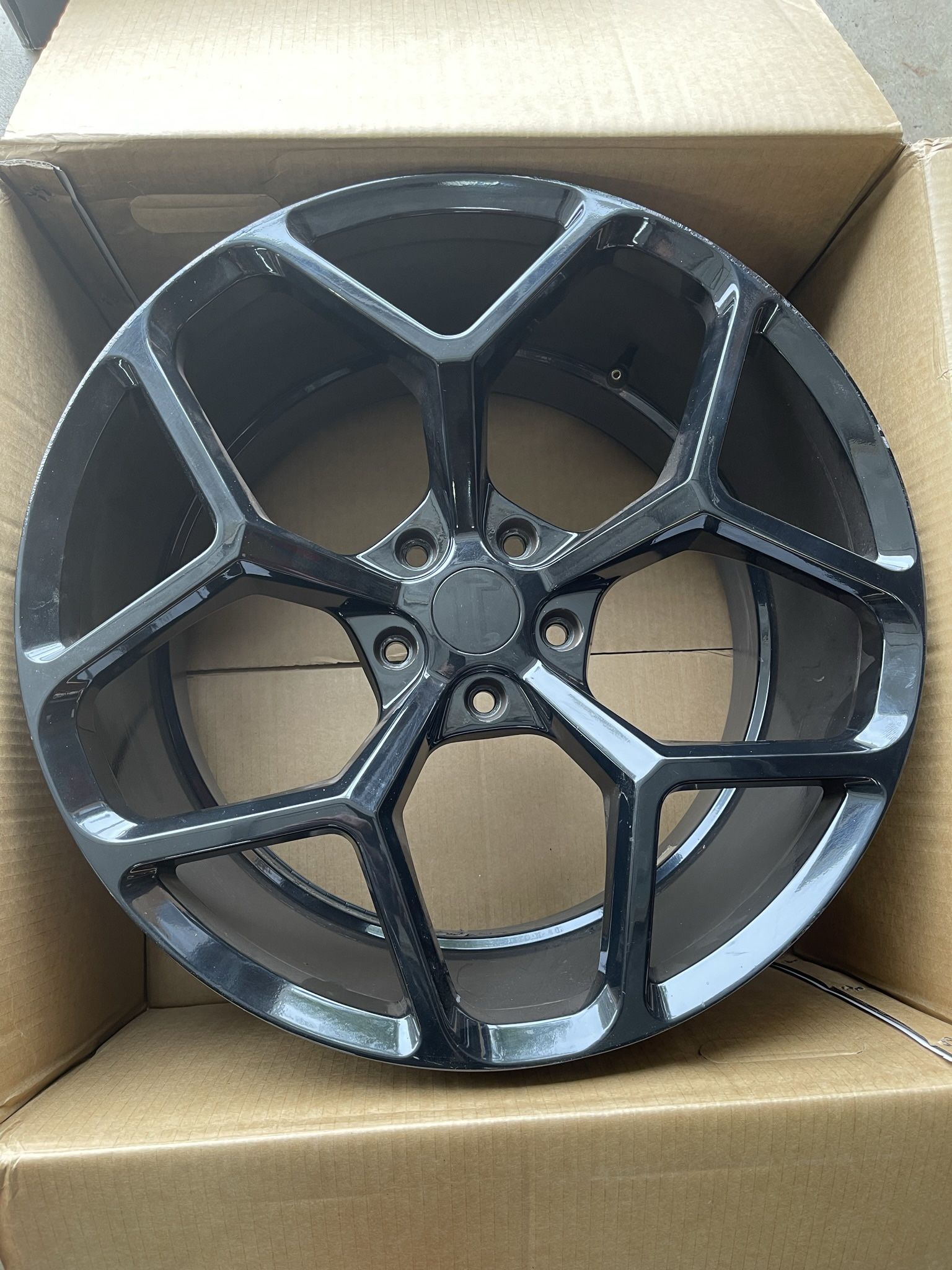 fifth gen Camaro, Z 28 Replica Rims