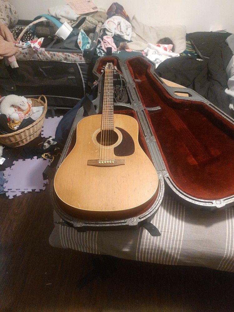Seagull S6 Guitar
