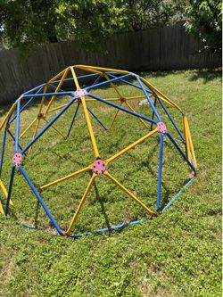 FREE Outdoor Kids Dome Climber…FREE!!!