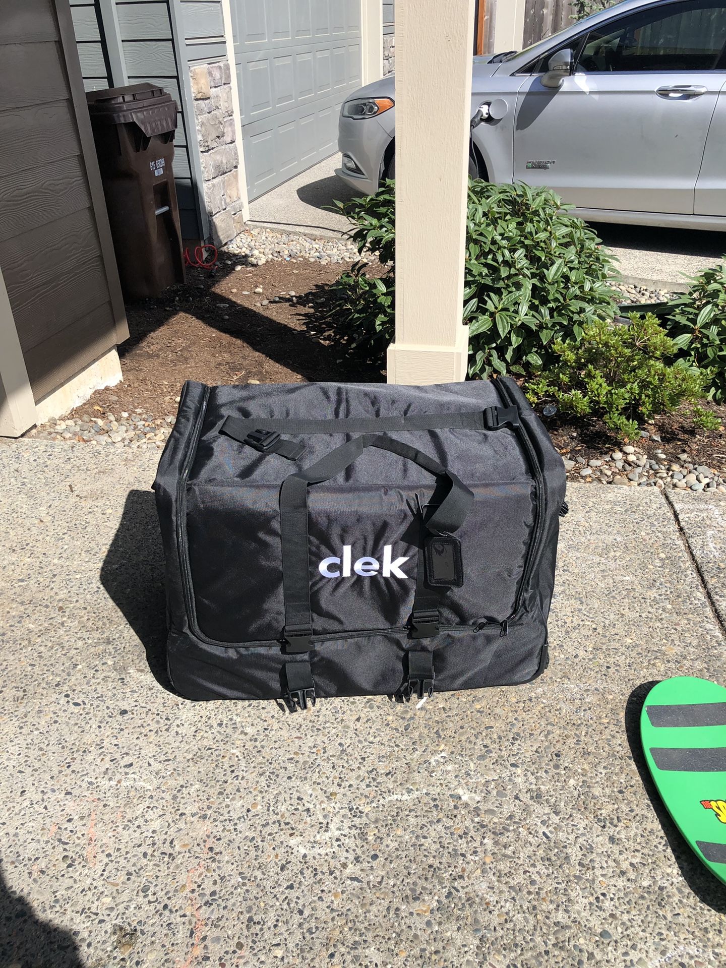 Clek Weelee car seat travel case