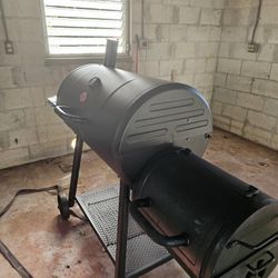 Smoker Used Once