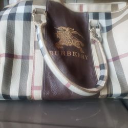 Bolso BURBERY