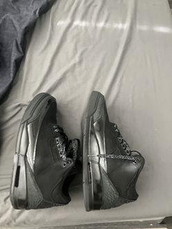 10.5 Black Cat 3’s