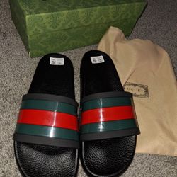 Gucci Slides Men's 9 /10 / New