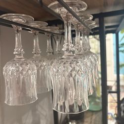8 crystal wine glasses