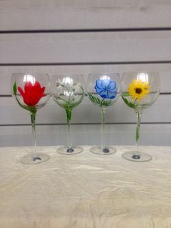 Vintage Block Basics 4 Hand-Painted Floral Wine Goblets - New In Box
