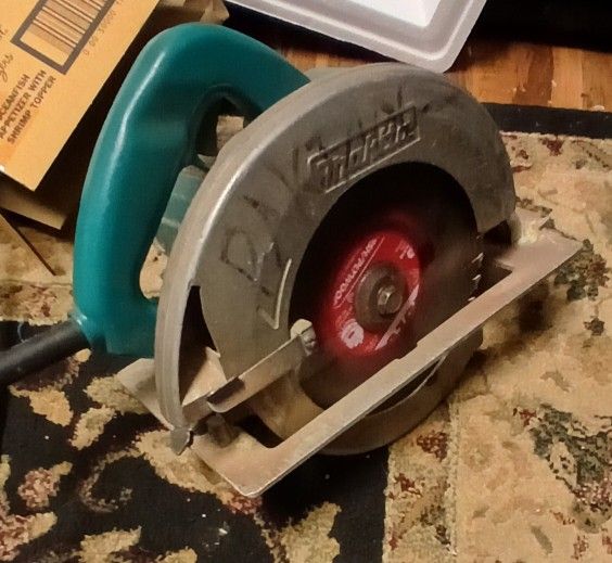 MAKITA CIRCULAR SAW