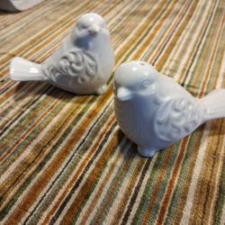 salt pepper shakers ceramic birds