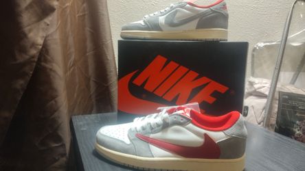 Size 11 with box