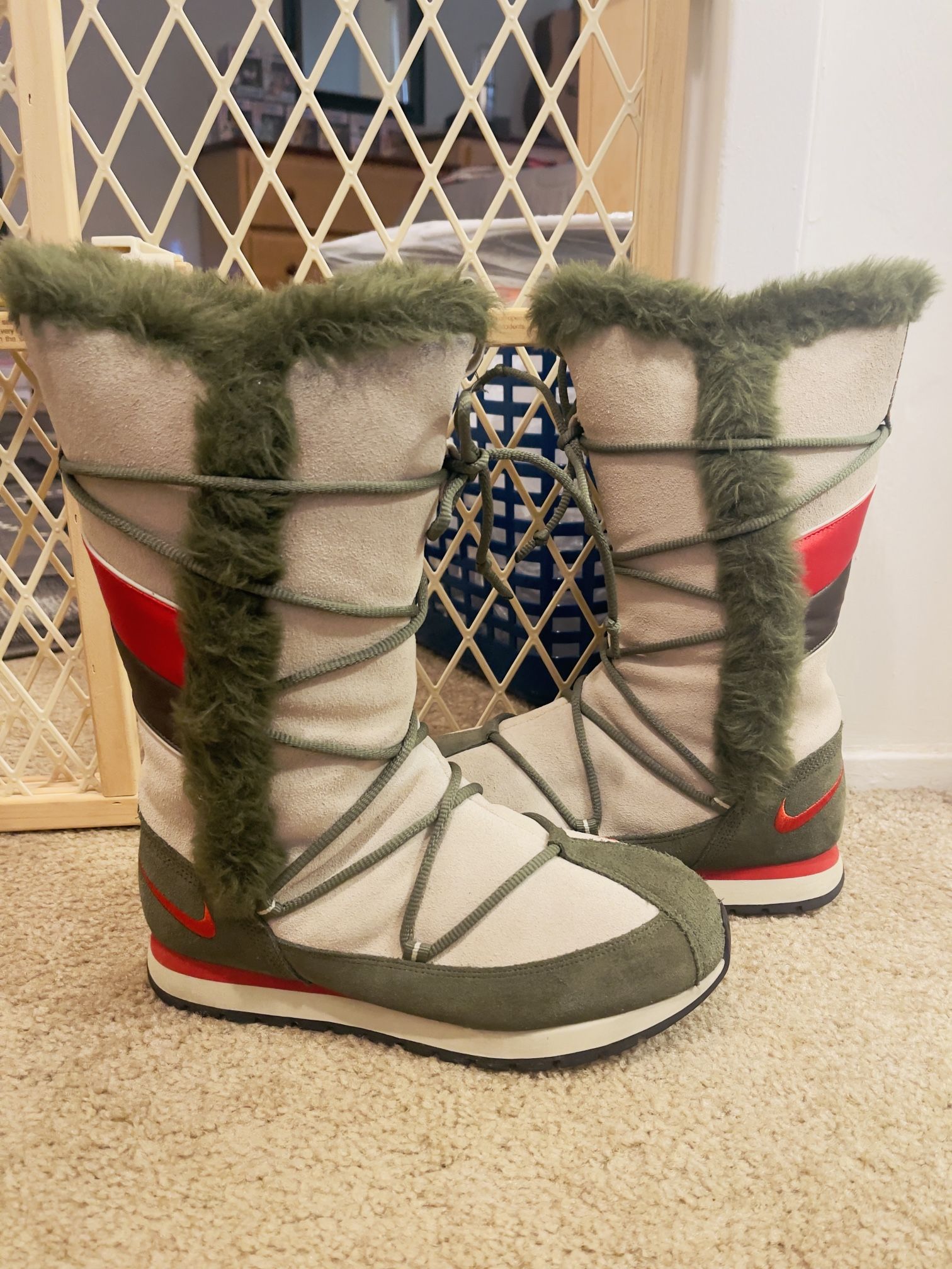 Nike Snow Winter Boots Women's