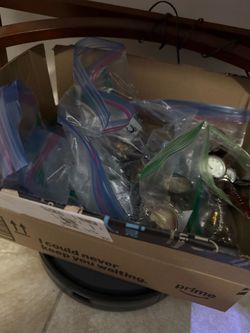 Vintage jewelry lot