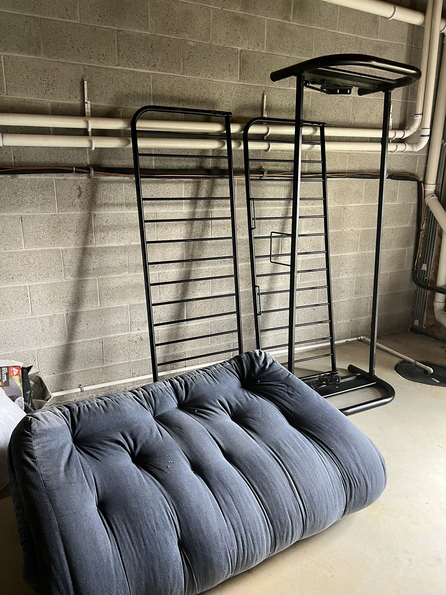 Free Futon