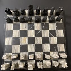 Vintage Stone Carved Chess Set Black/white