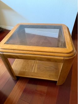 End table MAKE ME AN OFFER IN MESSAGES.