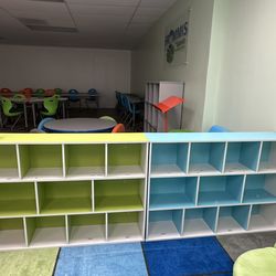 Reversible open shelf bookcase