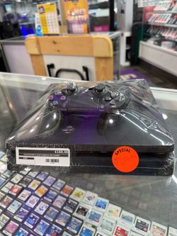 PlayStation 4 Slim Console PRE-OWNED