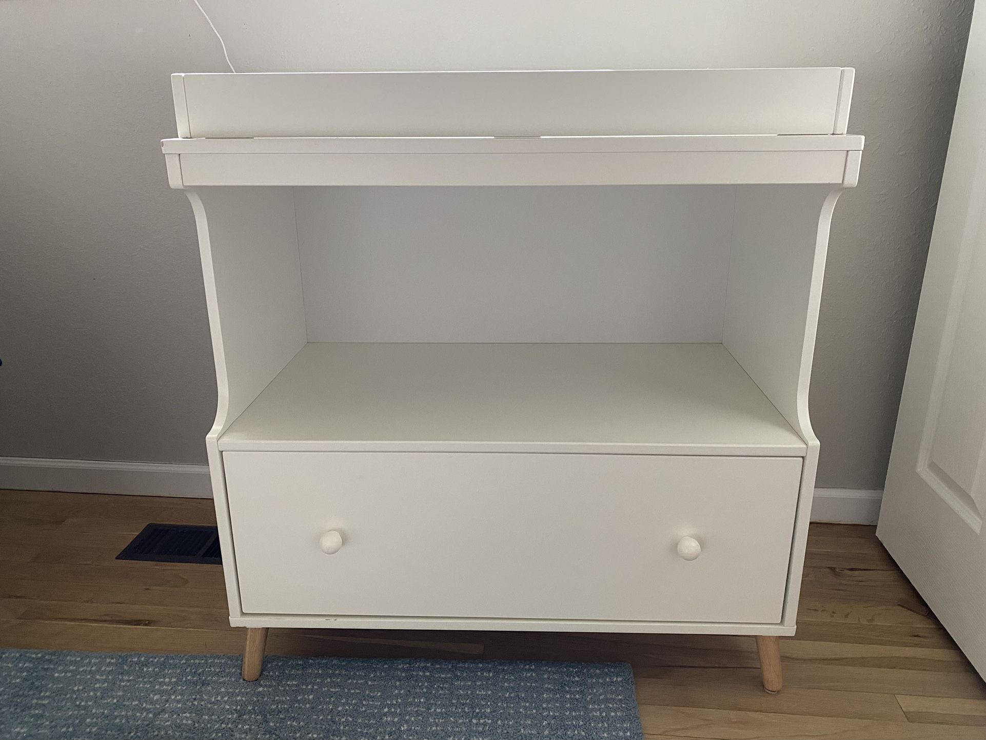 Essex Convertible Changing Table with Drawer