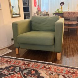 Comfortable large 1 seater