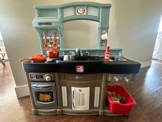 Step 2 Play Kitchen