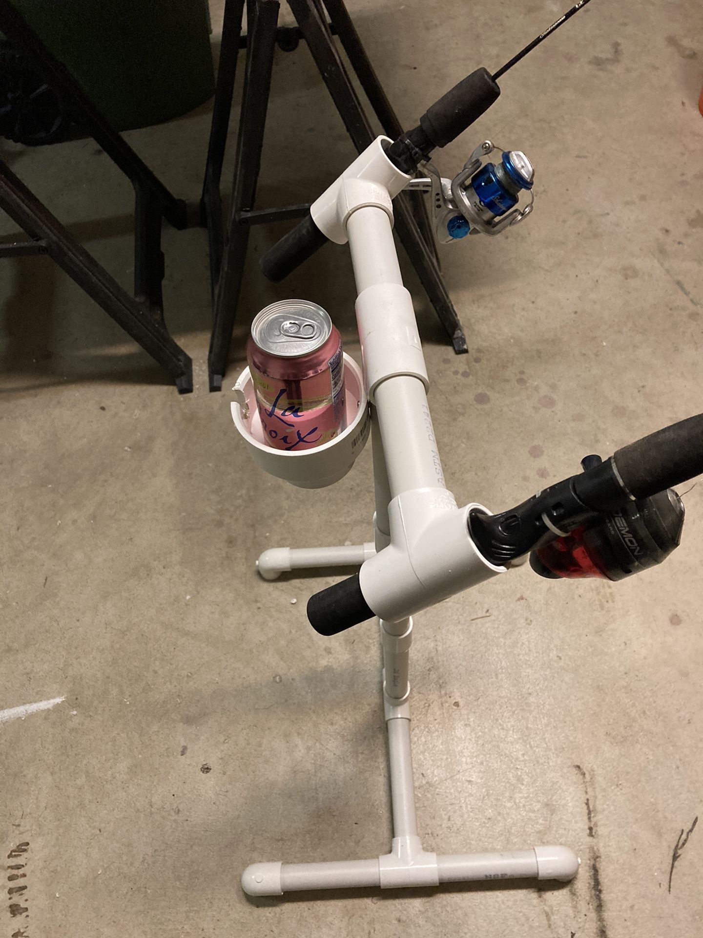 Fishing Rod Holder With Cup Attachment