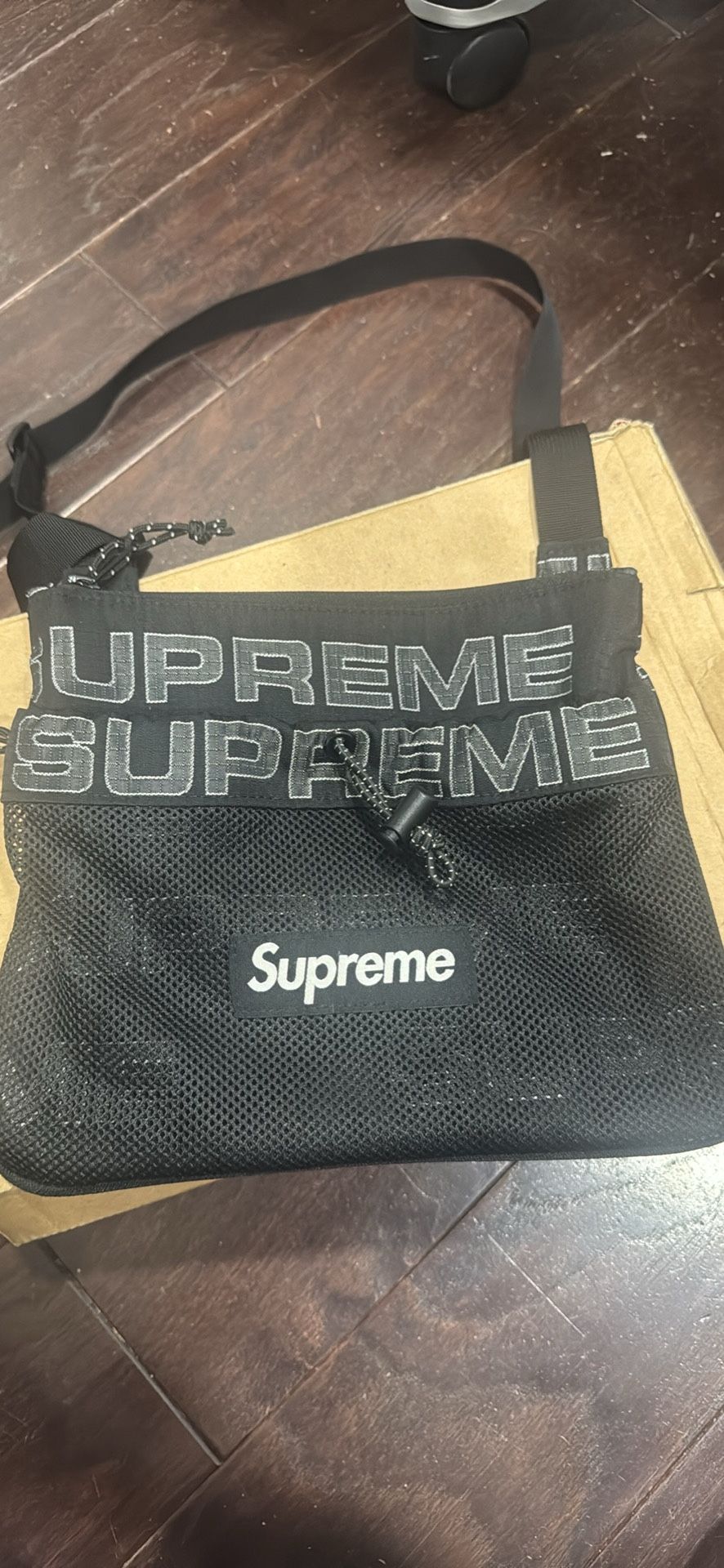 Fw21 Supreme bag