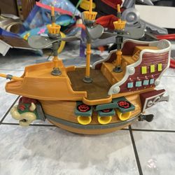Super Mario Deluxe Bowser's Air Ship Playset with Mario Action Figure – Authentic in-Game Sounds & Spinning Propellers