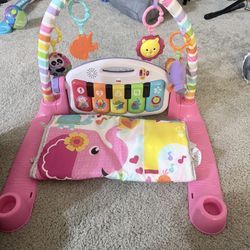 Baby piano gym