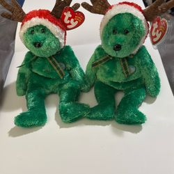 TY 2002 Holiday Teddy - Retired