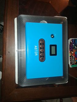 Brand New ABTOR Nesting Incubator - Complete Chick Hatching Kit - Cash Only