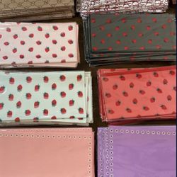 ‼️ Sale Floral Wrapping paper 2/$8