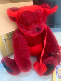 Vermont teddy bear company, “devil” “ vintage bear new in the box — See pictures for details pick up in Ennis on North Sherman St. cash or Venmo