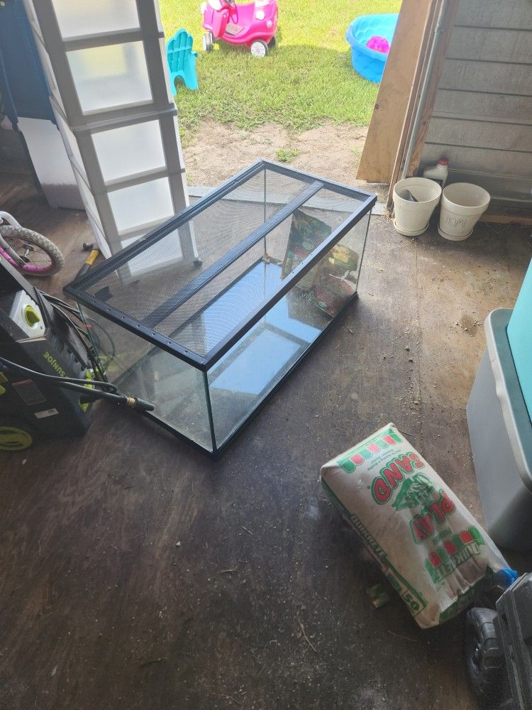 Reptile Tank