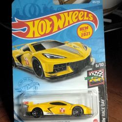 2021 Hot Wheels "Corvette C8.R" - GRX31