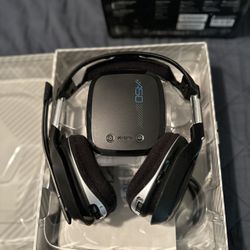 Astro A50 Wireless gaming Headset