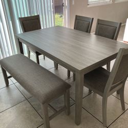 Dining Table Set