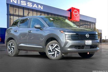 2025 Nissan Kicks