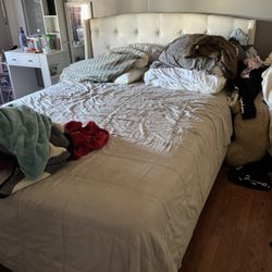 Queen Size Bed (ASAP buyers)