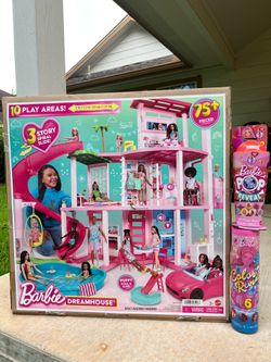 Barbie Dream House w Dolls