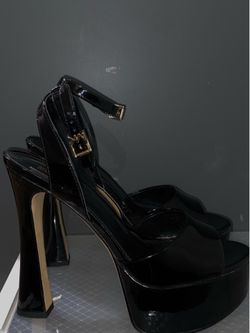 size 8  Michael Kors Women's Jenson Patent Leather Platform Sandal Black
