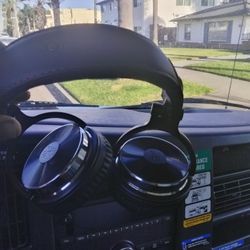 Headphones Not Bluetooth 