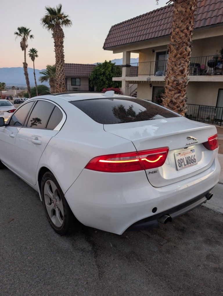 2017 Jaguar XE