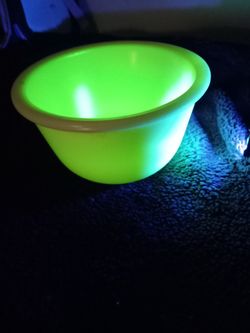 Small Uranium Mixing Bowl