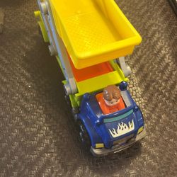 Fisher Price Little People Wheelies Ramp n Go Car Carrier Hauler