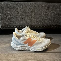 NEW BALANCE SHOES (NEED GONE IMMEDIATELY) 