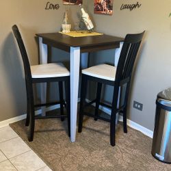 Kitchen Table 
