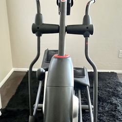 Schwinn 470 Elliptical, Precision Path Exercise machine