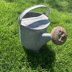 Watering Can, Decor